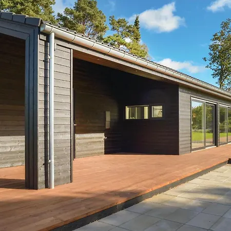 Lovely Home In Ebeltoft With Sauna *