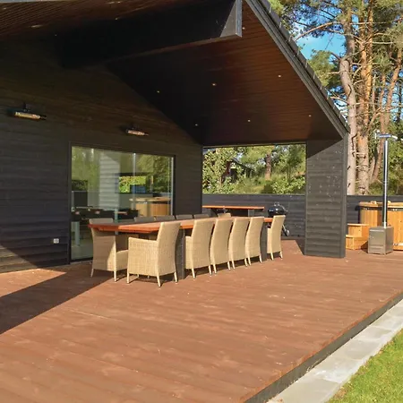 Lovely Home In Ebeltoft With Sauna
