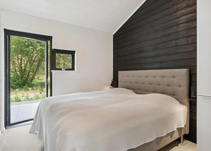7 Bedroom Lovely In Ebeltoft