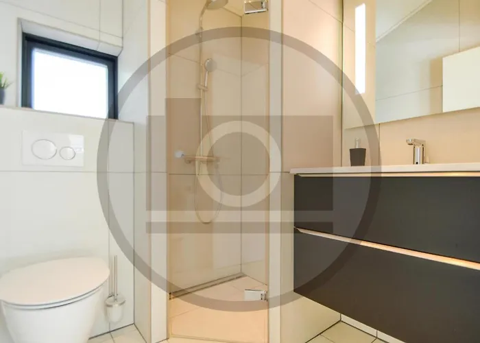 7 Bedroom Lovely In