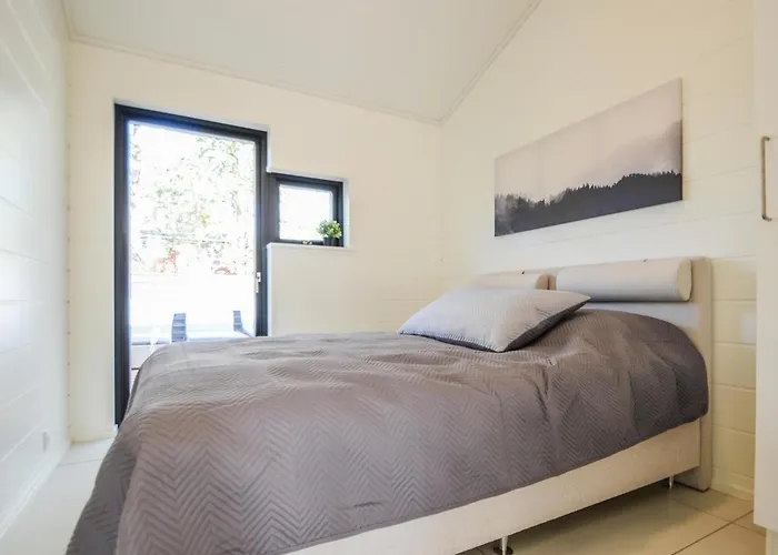 Сasa de vacaciones 7 Bedroom Lovely In *